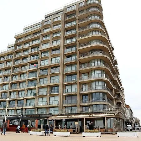In Near Sandy Beaches, Cleaning Included *
